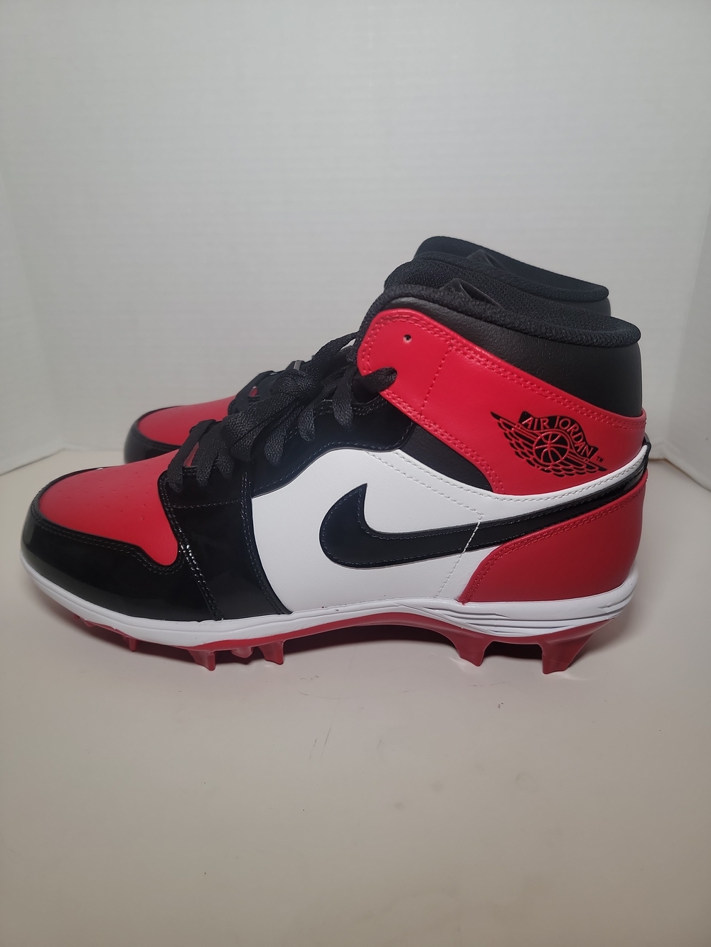 Nike Air Jordan 1 Mid Men's Football Cleats Red Black FJ6805 601